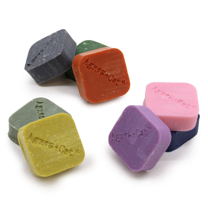 Agnes + Cat Pressed Peonies Solid Shampoo